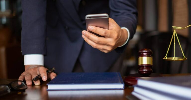 What Is a Legal Answering Service?